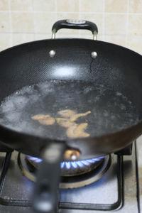 紫菜蝦米蛋花湯的做法圖解2