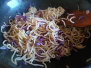 紫甘藍炒麵的做法圖解9