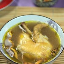 石斛靈芝燉雞湯的做法