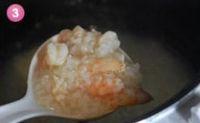 毛豆蛋餅鮮蝦粥的做法圖解3