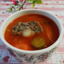 番茄藜麥酸黃瓜牛尾湯的做法