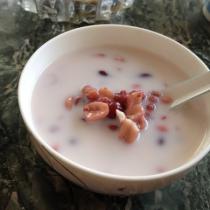 花生紅豆薏米甜湯的做法