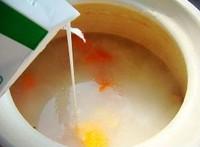 奶香排骨湯的做法圖解4