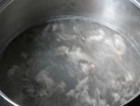 魚羊鮮菇湯的做法圖解3