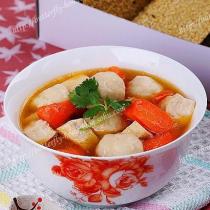 酸辣胡蘿卜豆腐魚丸湯的做法