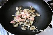 雞肉蘑菇炒麵的做法圖解7