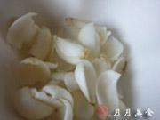 百合蝦米炒蠶豆的做法圖解5