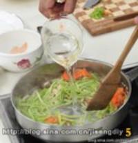 三文魚義麵的做法圖解9