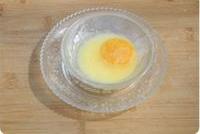 咸蛋黃制作方法的做法圖解5
