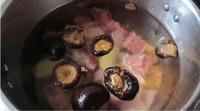 桂圓香菇鴨肉湯的做法圖解3