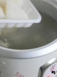 白蘿卜排骨湯的做法圖解5