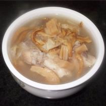 什錦海味豬骨湯的做法