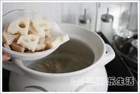 蓮藕海帶魚湯的做法圖解3
