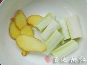 玉米葫蘆瓜排骨湯的做法圖解3