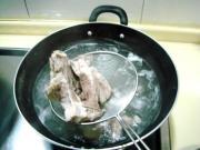 砂鍋排骨海帶湯的做法圖解4