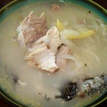 羊肉魚湯的做法