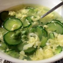 黃瓜雞蛋豌豆湯的做法