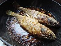 家常乾燒黃花魚的做法圖解7