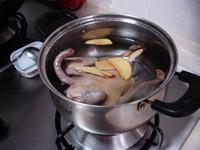 冬革阿裡鴿子湯的做法圖解3