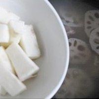 排骨蓮藕山藥湯的做法圖解4