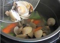黃豆鼠瓜蛤蜊湯的做法圖解5