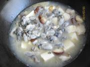 海蠣豆腐湯的做法圖解6