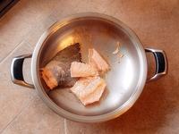三文魚濃湯的做法圖解2