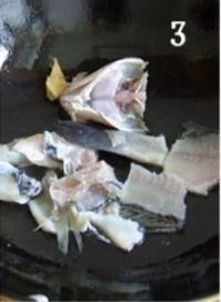 金蟲草鱸魚湯的做法圖解3