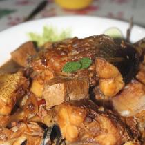 鰱魚燉豆腐的做法