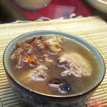 黃金菇燉老鴨湯的做法