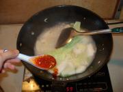 土豆白菜粉絲湯的做法圖解7