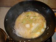 土豆白菜粉絲湯的做法圖解8