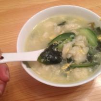 螺旋藻黃瓜疙瘩湯的做法