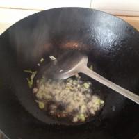 螺旋藻黃瓜疙瘩湯的做法圖解3