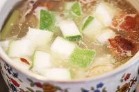 冬瓜薏米鴨架湯的做法圖解3