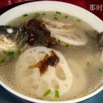 鯽魚蓮藕湯的做法
