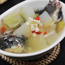 冬瓜薏仁鯽魚湯的做法
