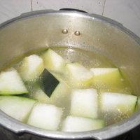 冬瓜薏仁排骨湯的做法圖解4