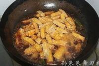油豆腐燒肉的做法圖解13