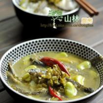 泥鰍雪菜蠶豆湯的做法