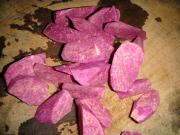 拔絲紫薯的做法圖解2