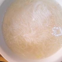 肉沫蘿卜粉絲湯的做法