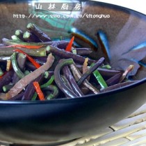 臘肉炒山蕨的做法