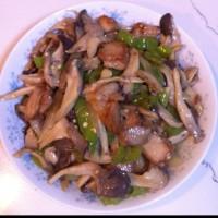 蘑菇青椒炒肉片的做法圖解4