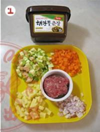 韓式炸醬麵的做法圖解1