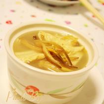 腐竹金針菜魚湯的做法