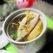 鮮味筍菇湯的做法