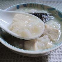 鰲花魚豆腐粥的做法