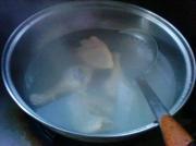蓮子薏米煲鴨湯的做法圖解5