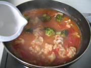 菜花番茄蛤蜊湯的做法圖解9